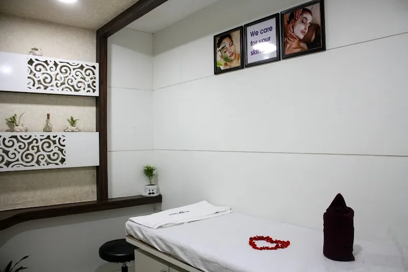 Naturals Salon, Gajuwaka