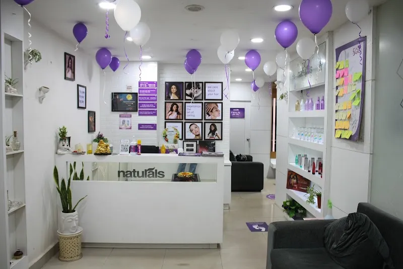 Naturals Salon, Gajuwaka