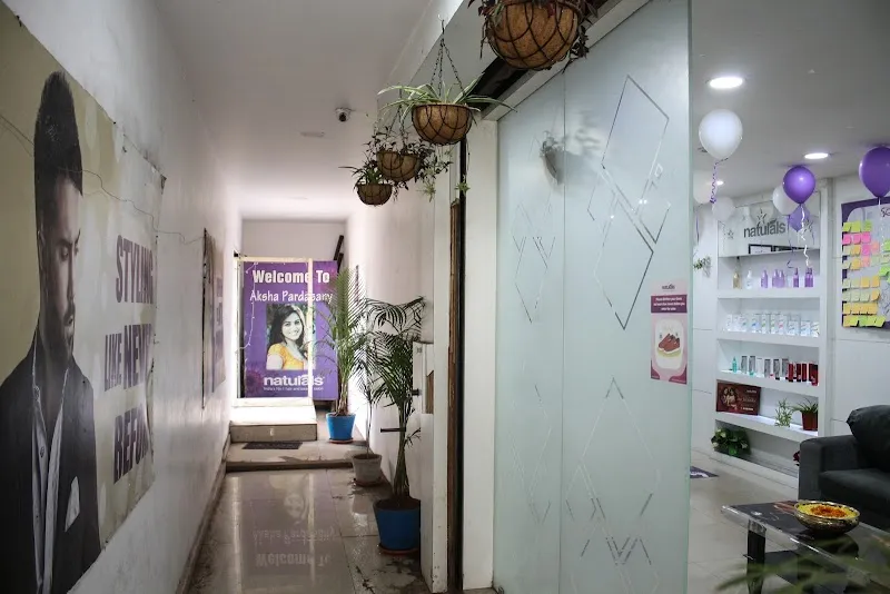 Naturals Salon, Gajuwaka