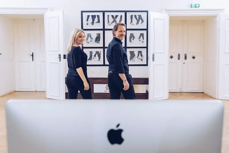 Andy & Kelly Kainz - 'School of Dance'