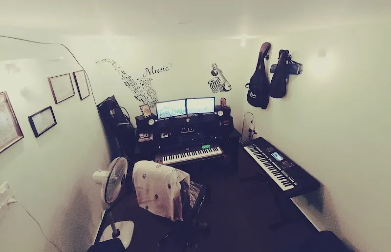 KACHAPI HOME STUDIO