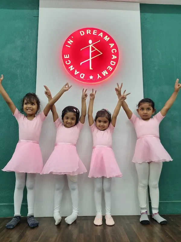 Dance In' Dream Academy