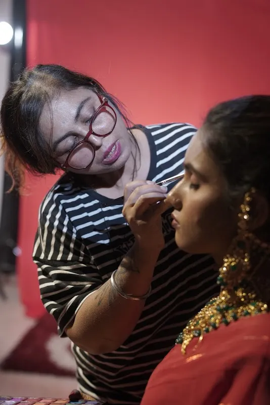 Pratikshaa makeover beauty & hair salon
