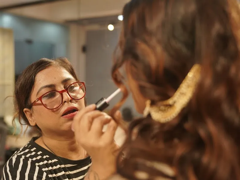 Pratikshaa makeover beauty & hair salon
