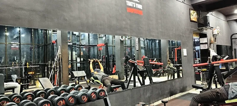 NO LIMITS FITNESS GYM ( UNISEX GYM )