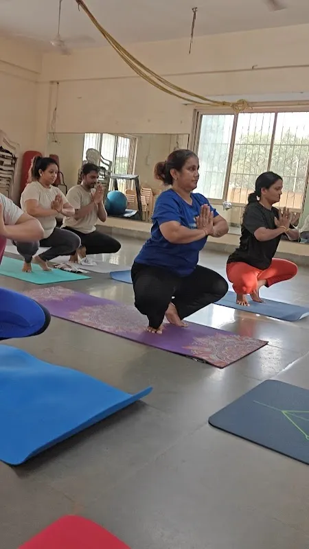 Miiinaa joshii's yog & fitness