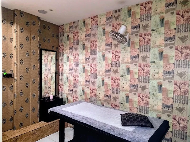 Gold N Gold Spa - Massage Spa in Kirti Nagar