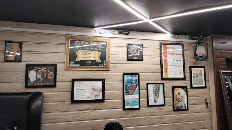 Mirror Tattoo Studio