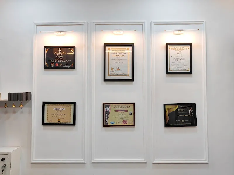Cinderella Beauty & Tattoo Parlour