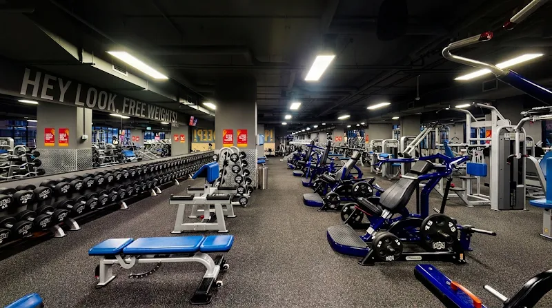 Crunch Fitness Dee Why