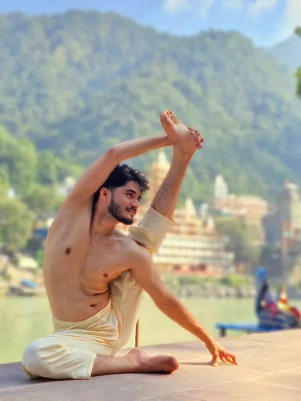 Yoga Classes Center | Amit