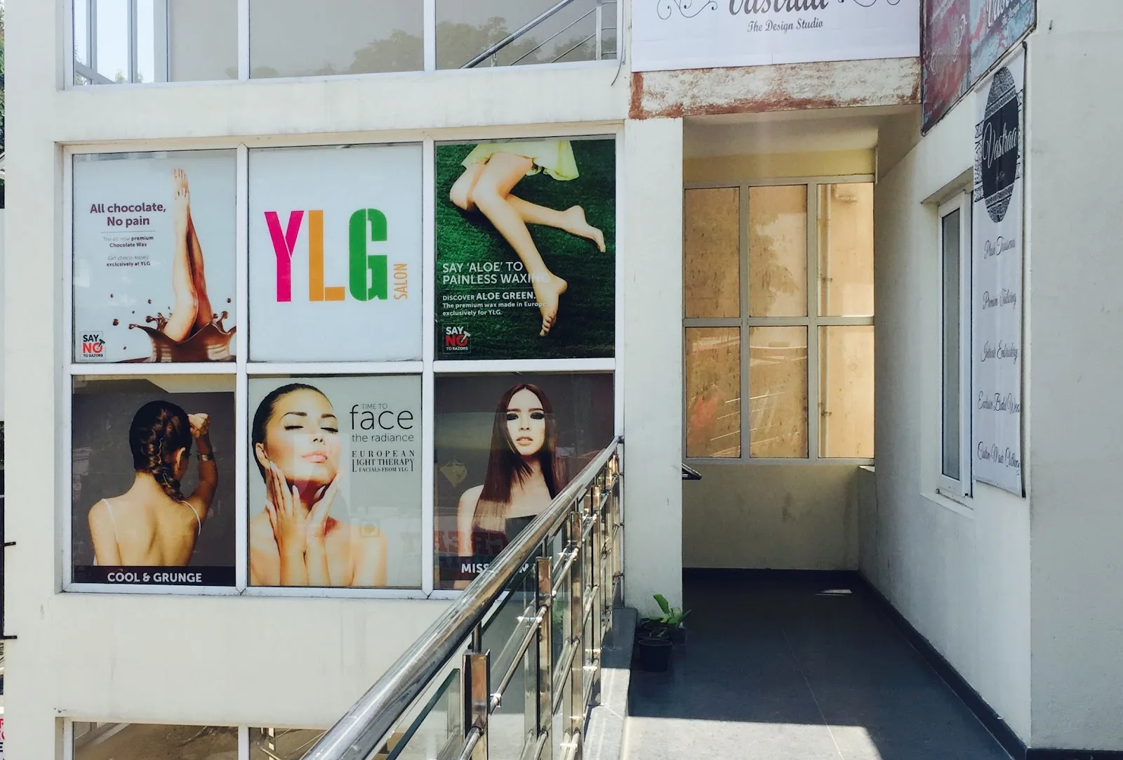 YLG Salon, Adyar