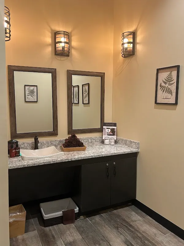 Spavia Day Spa - MacGregor Village