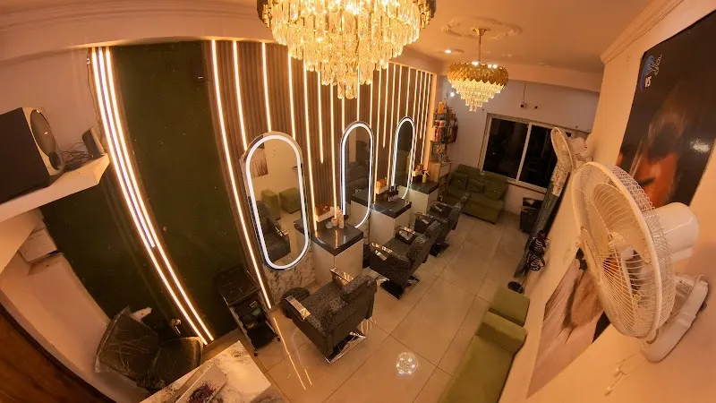 VS THE LOOKS SALON UNISEX MAKEOVER STUDIO