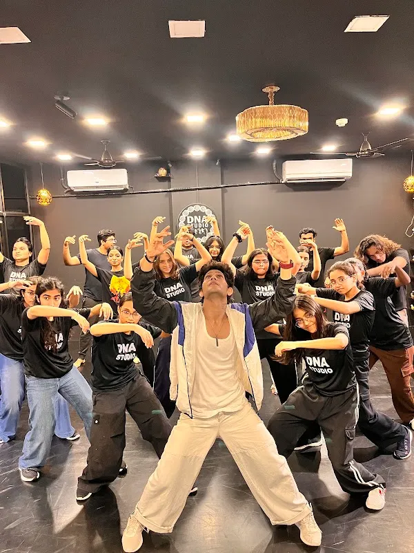 DNA Studio dance ka keeda