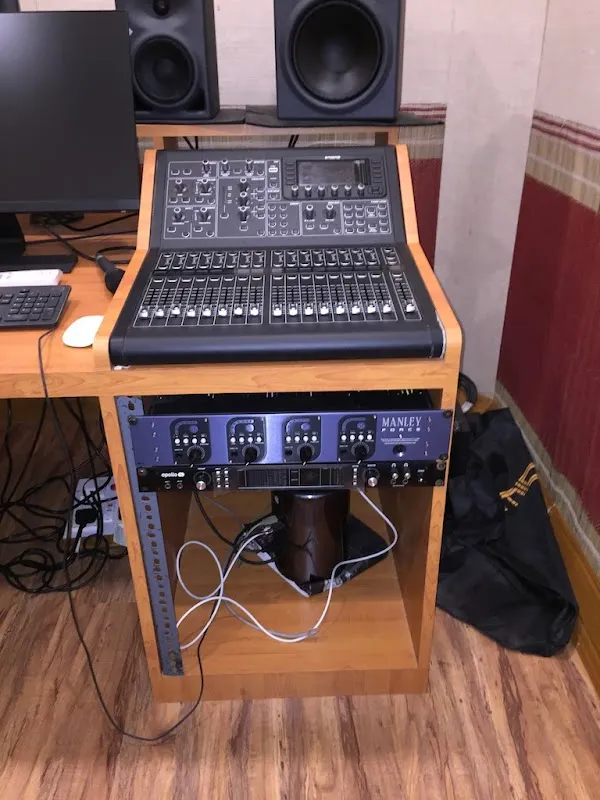 Hindusthan Record - Best Music Company & Recording Studio in Kolkata