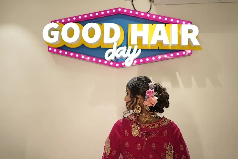Lakme Salon For Him and Her in Cuttack Road Jharpada,Bhubaneswar