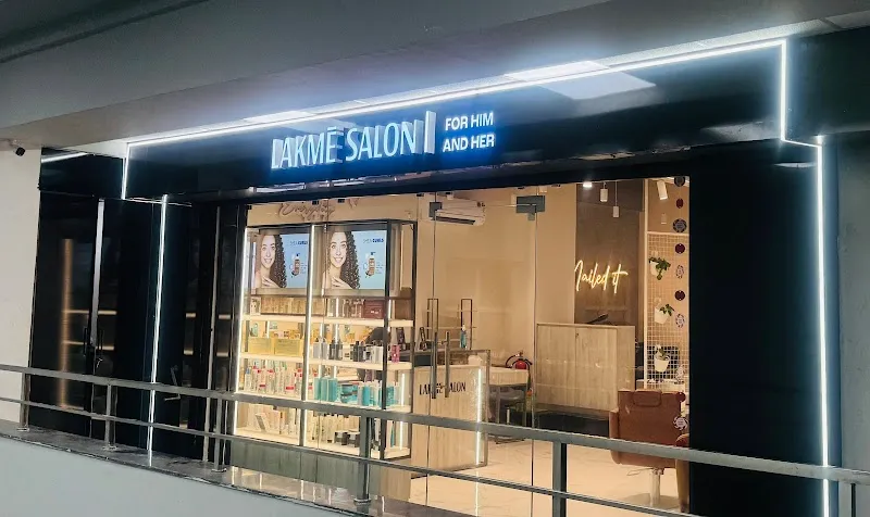 Lakme Salon For Him and Her in Cuttack Road Jharpada,Bhubaneswar