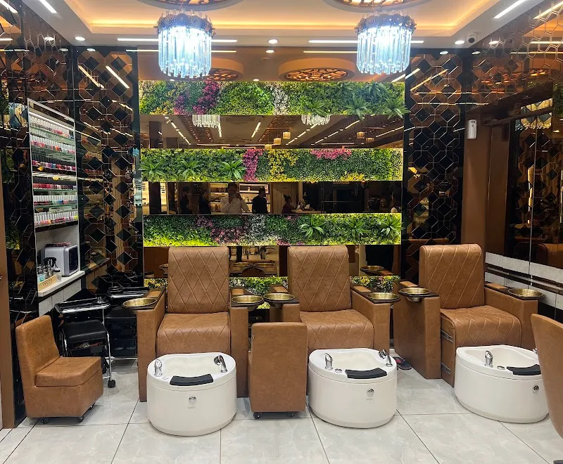 K Prive Salon & Nail Bar, Nepeansea Rd, PDP
