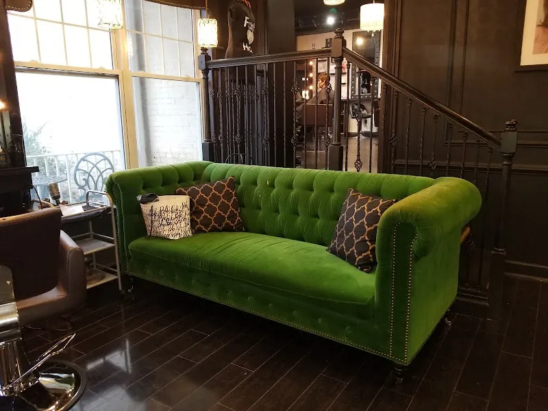 The blo Out Lounge & Colour Bar
