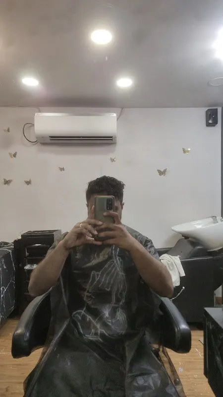 BOSSIN Unisex Salon & Academy