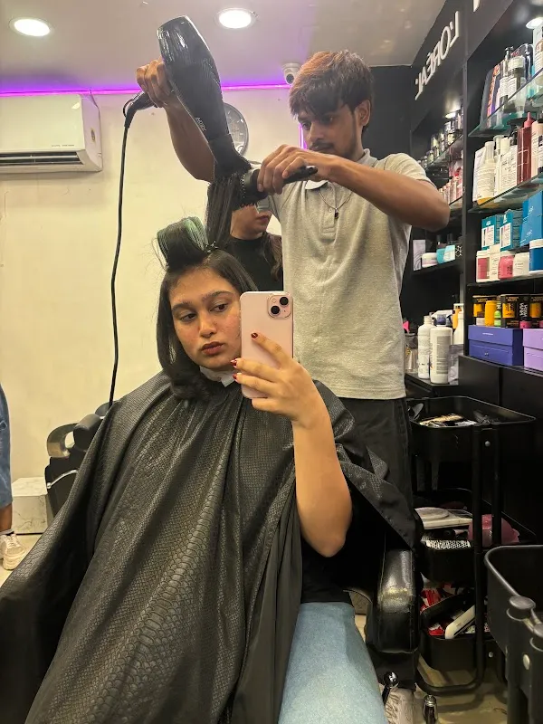BOSSIN Unisex Salon & Academy