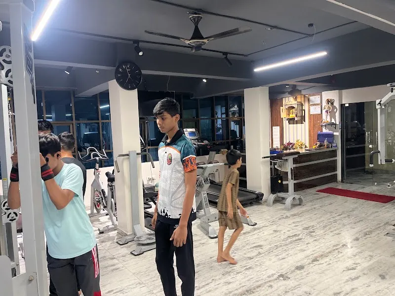 Morya Fitness , vasind