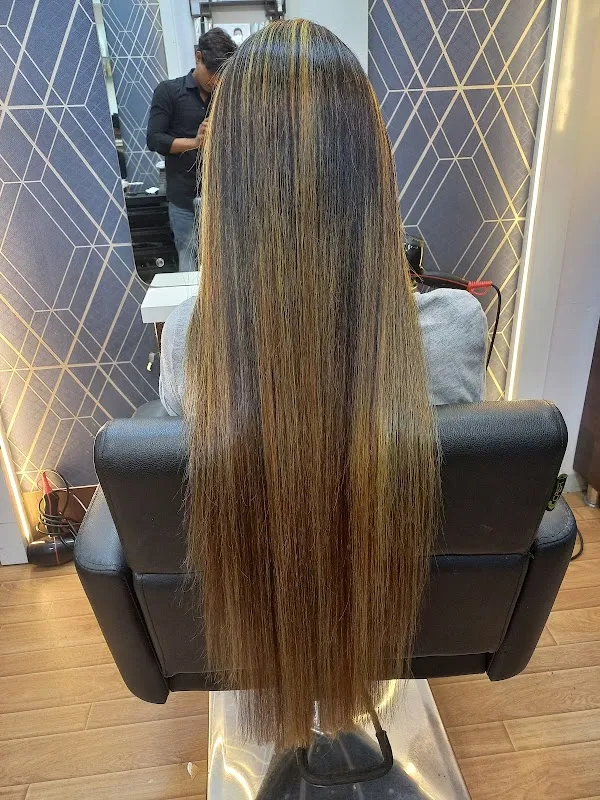 Mansoor Hair & Beauty Studio
