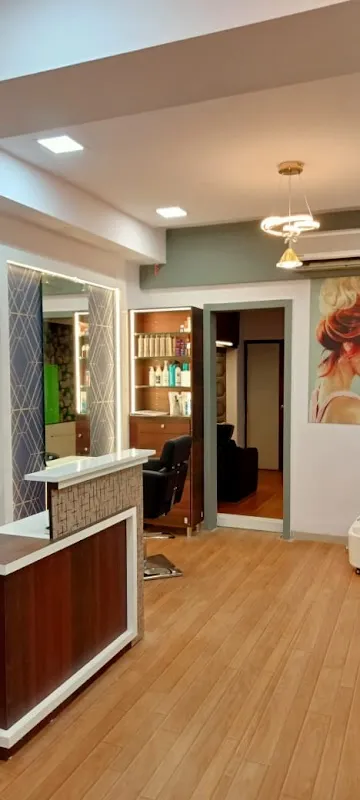 Mansoor Hair & Beauty Studio