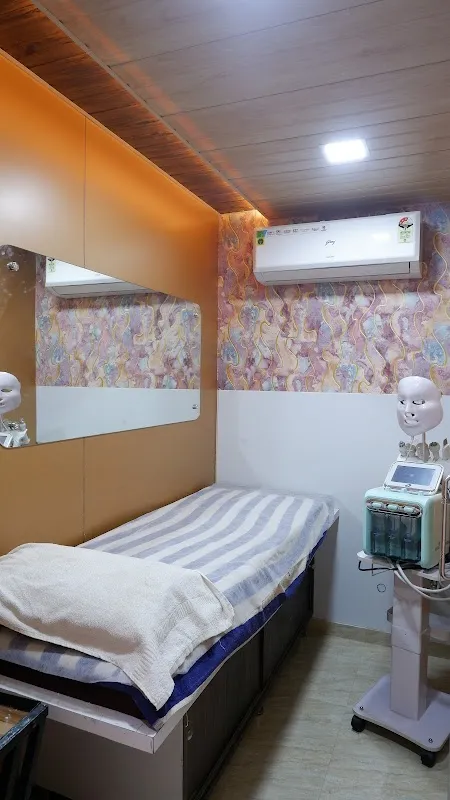 Mansoor Hair & Beauty Studio