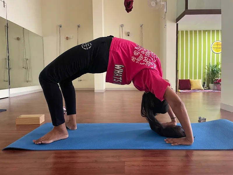 Yog Shala “Tat-Tvam-Asi.Fit”