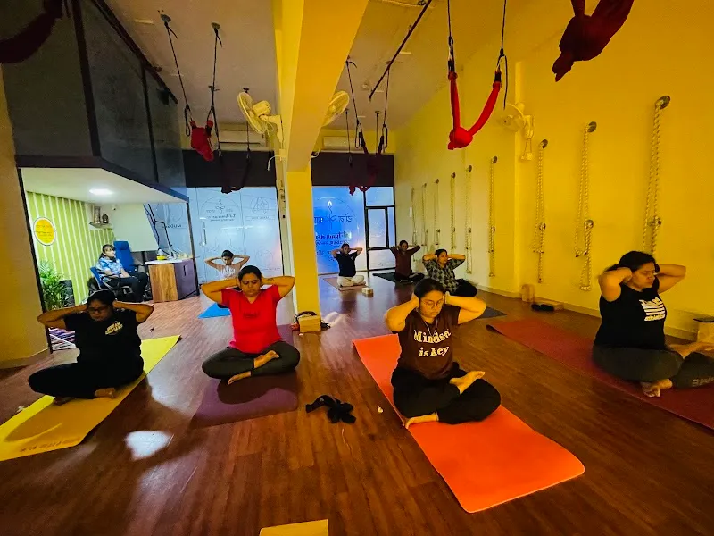 Yog Shala “Tat-Tvam-Asi.Fit”