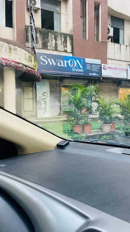 SwarON Studio