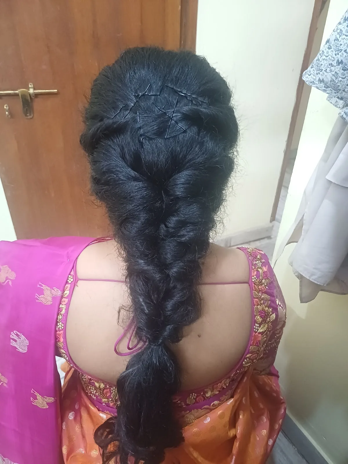 Mahee's Salon