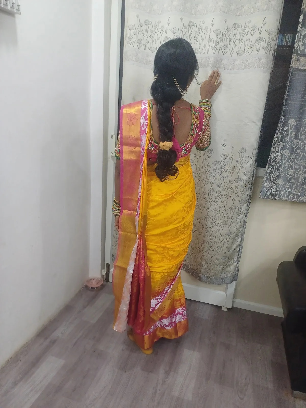 Mahee's Salon