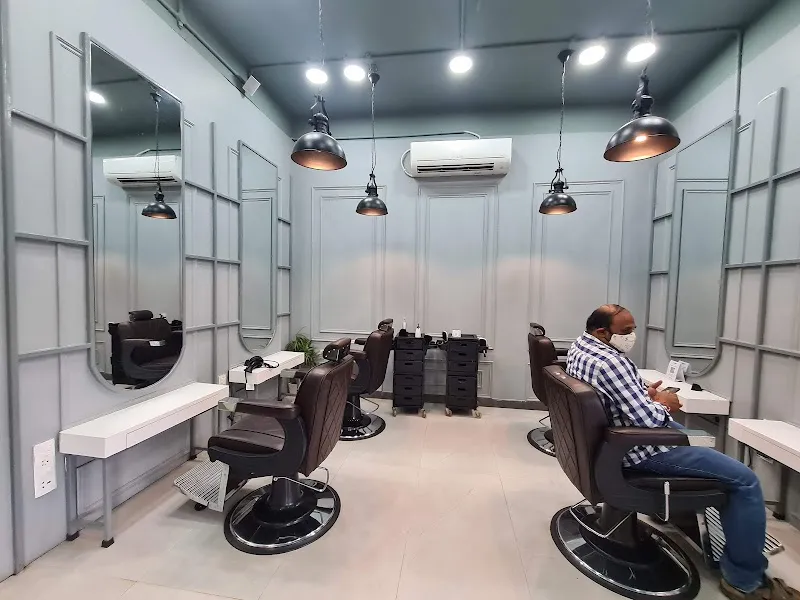 Naturals Salon and Spa | Bapuji Nagar
