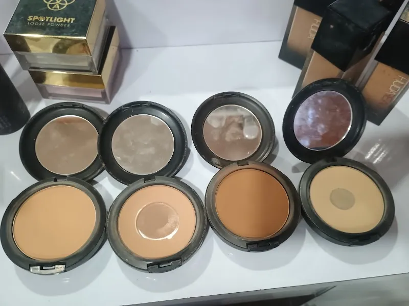 Royal unisex salon and makeup studio