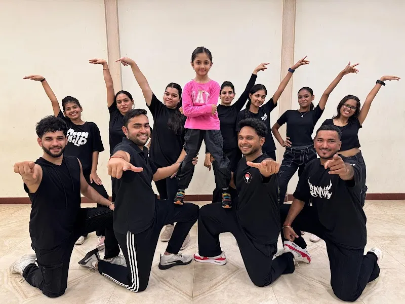ULTIMATE STUDIO ( Dance, Zumba & Yoga )