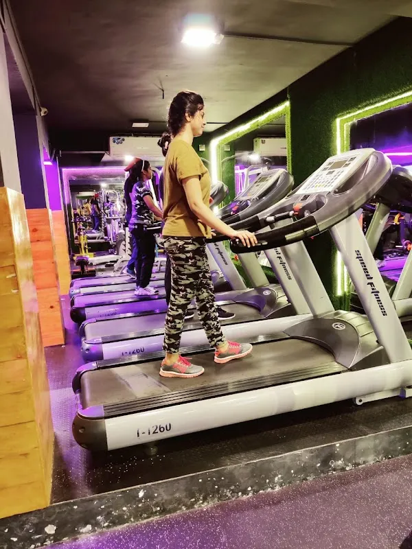 MuscleBro Fitness Club