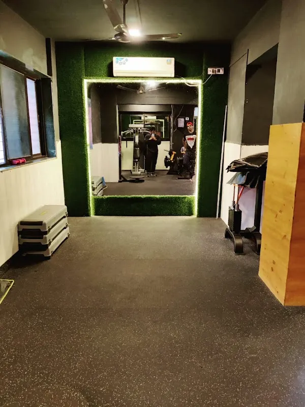 MuscleBro Fitness Club