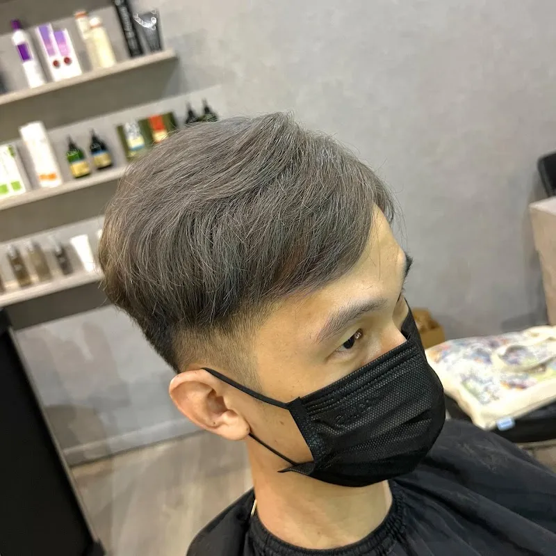Styles & Smiles Studio