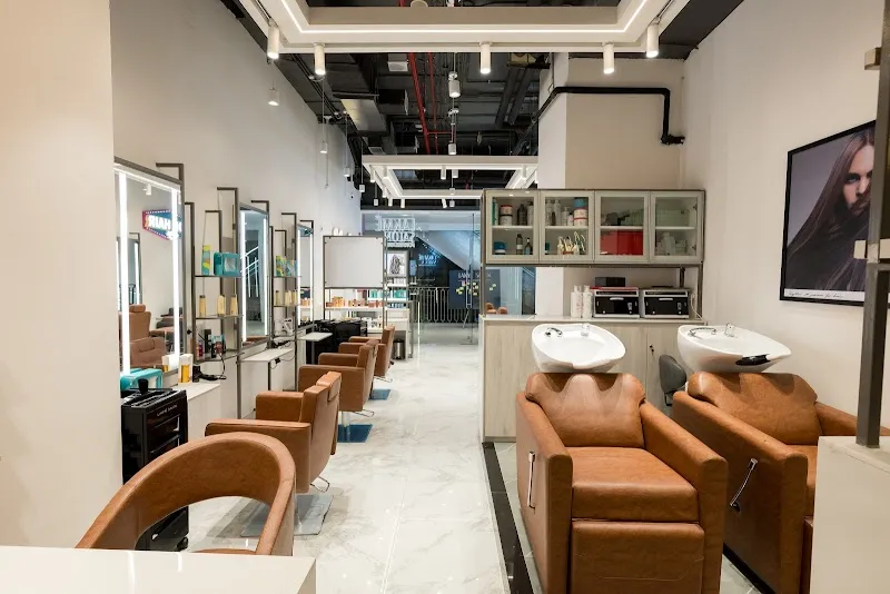 Lakme Salon For Him and Her in Aurum Mall,Ghansoli,Navi Mumbai