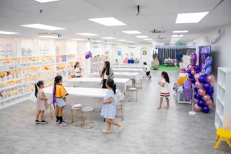 WA! Studio Singapore (Decoden, Painting, Art & Craft Workshops | Birthdays & Events Space)