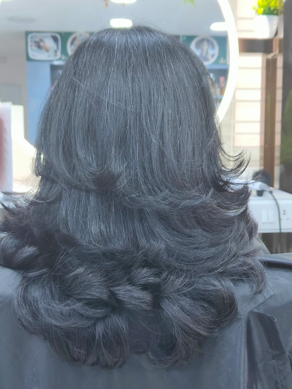 Style Trends Luxury Unisex Salon