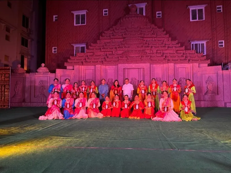 YOGINI INSTITUTE OF PERFORMING ARTS (Yogini Kathak)