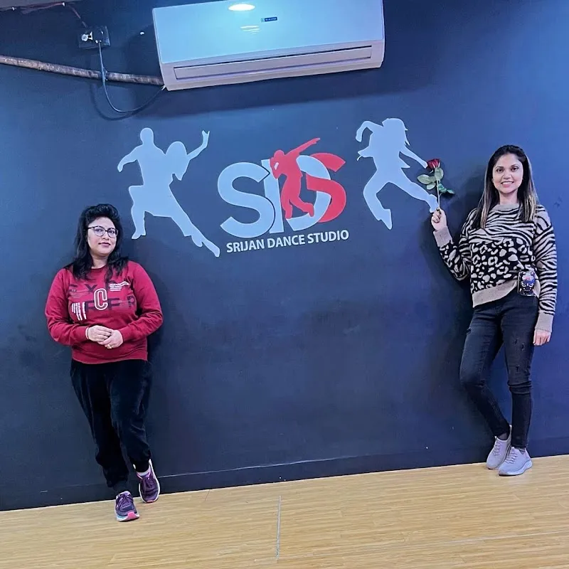Srijan dance studio, mahanagar golmarket