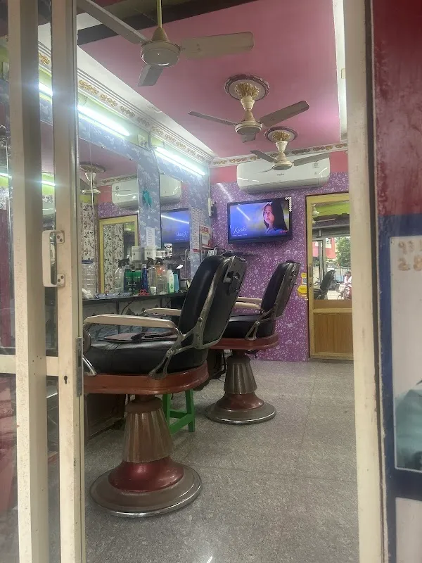 NAVEEN HAIR STYLES