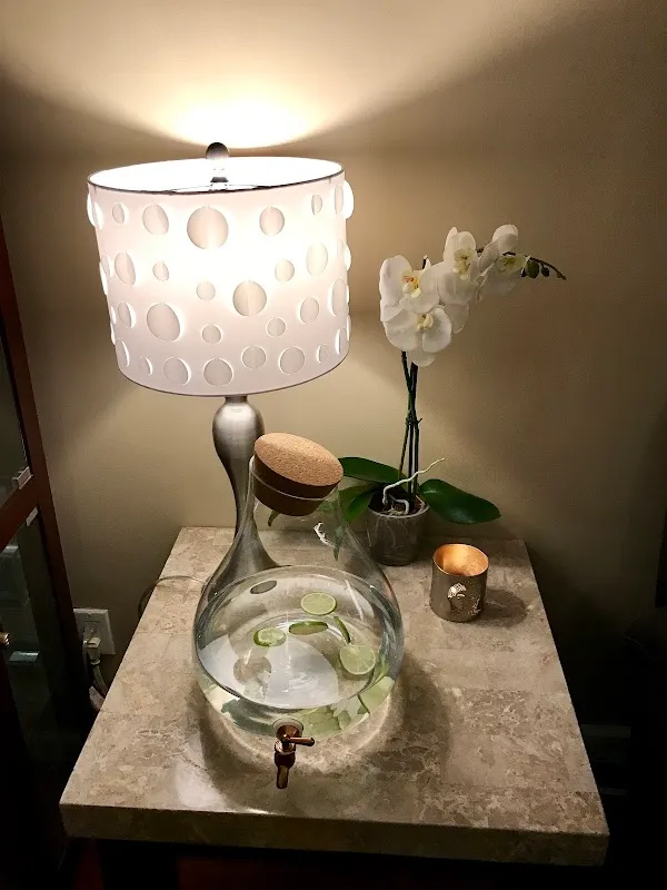 Hideaway Spa & Lounge Wall Street