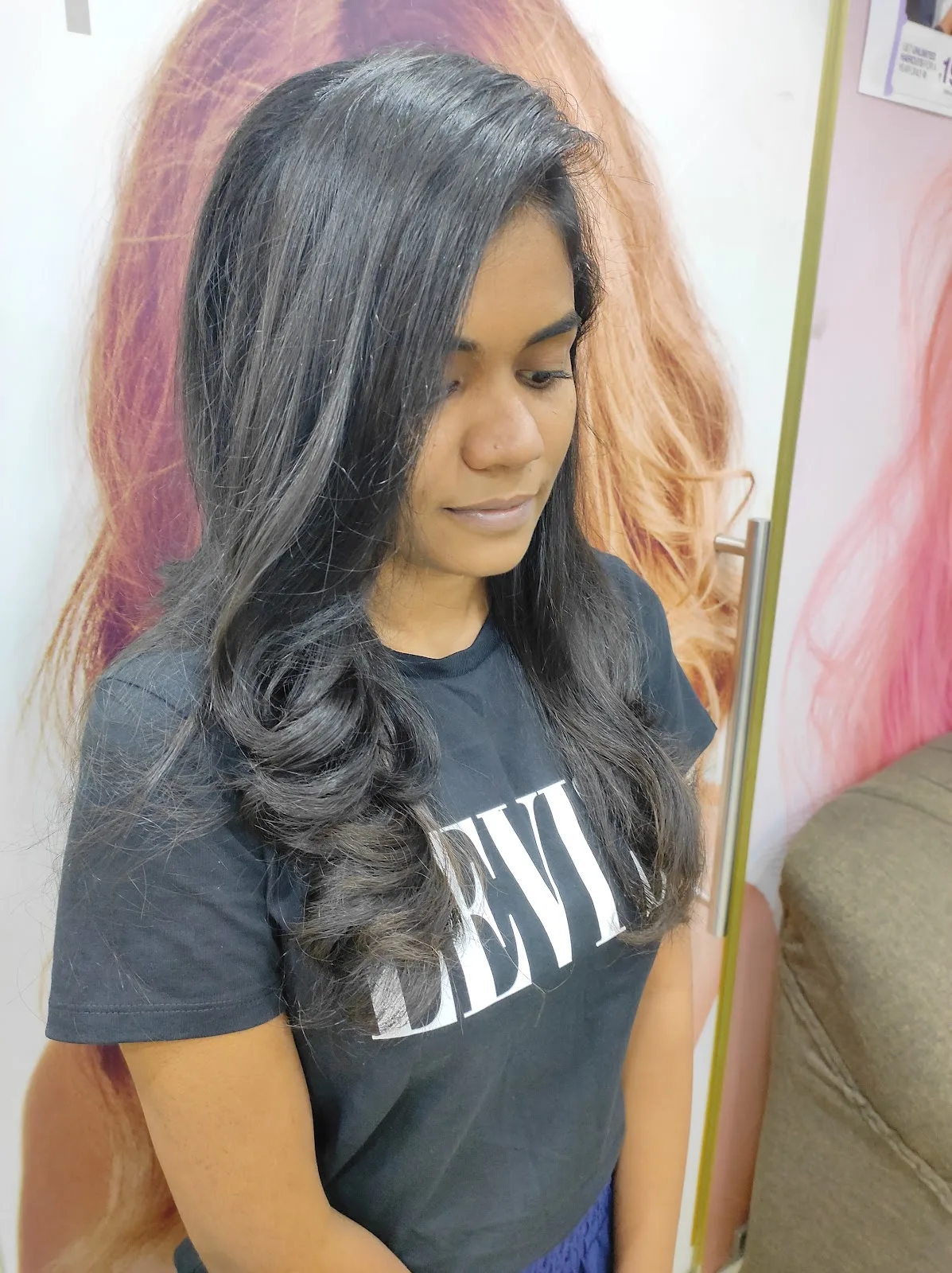 Naturals Salon Selaiyur