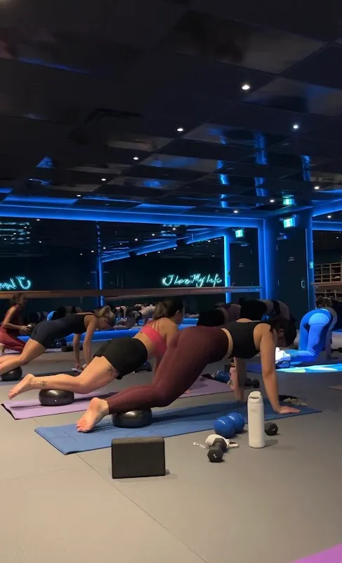 Oxygen Yoga & Fitness Scotia Plaza